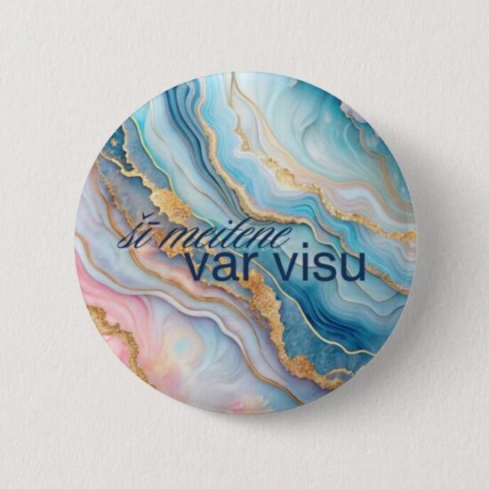 Mazs spogulītis Šī meitene var visu